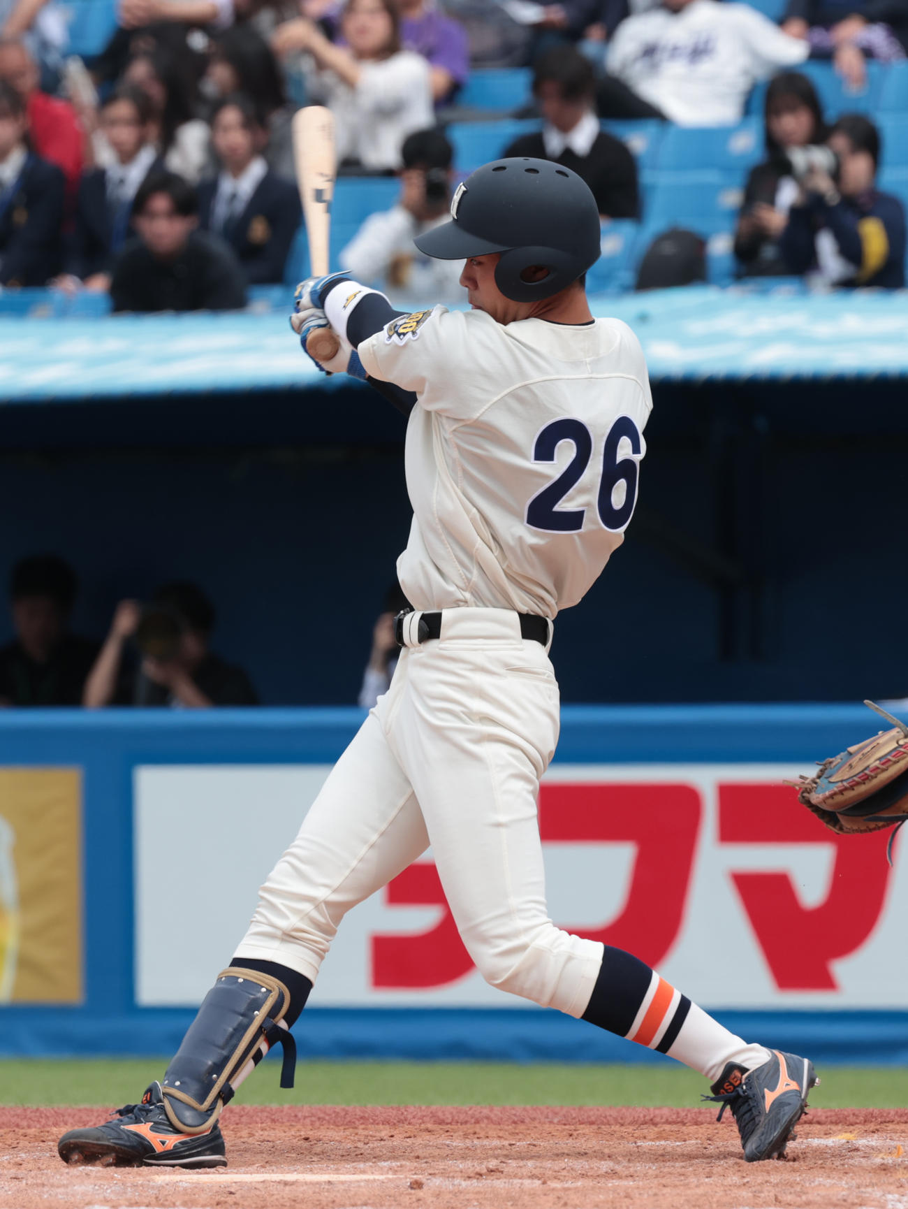 法大対明大　2回表法大2死二塁、境は右前に適時打を放つ（撮影・柴田隆二）
