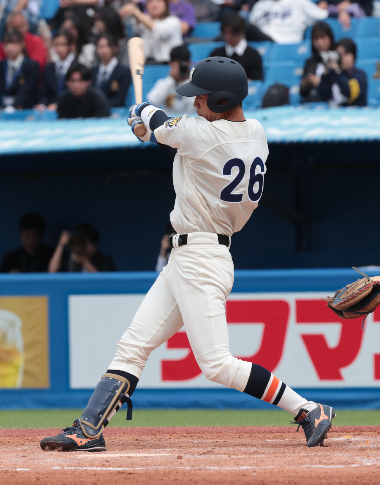 法大対明大　2回表法大2死二塁、境は右前に適時打を放つ（撮影・柴田隆二）