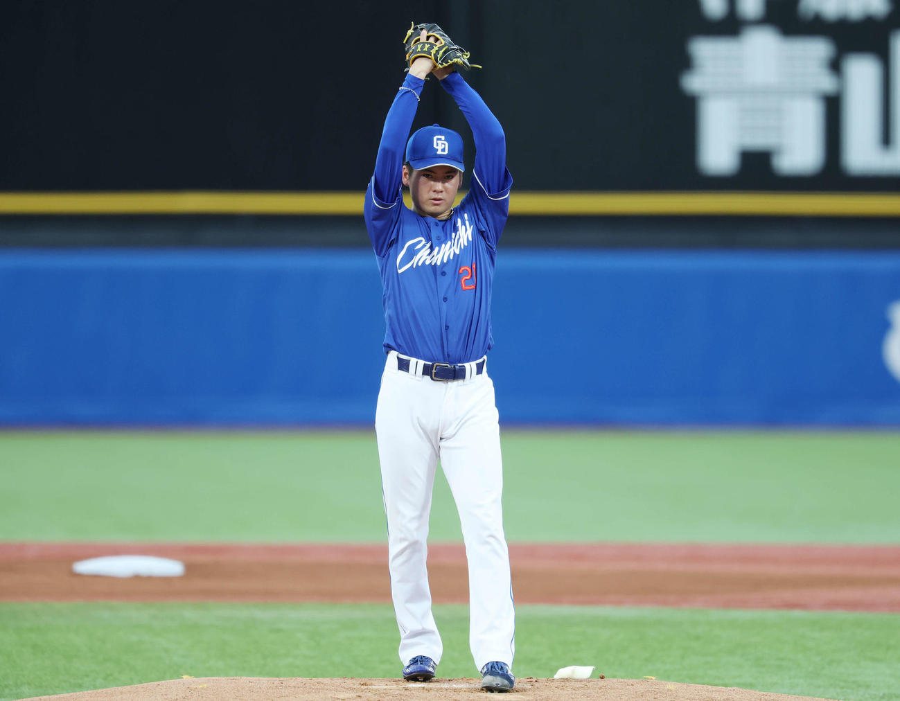 ヤクルト対中日　中日先発の金丸（撮影・宮地輝）