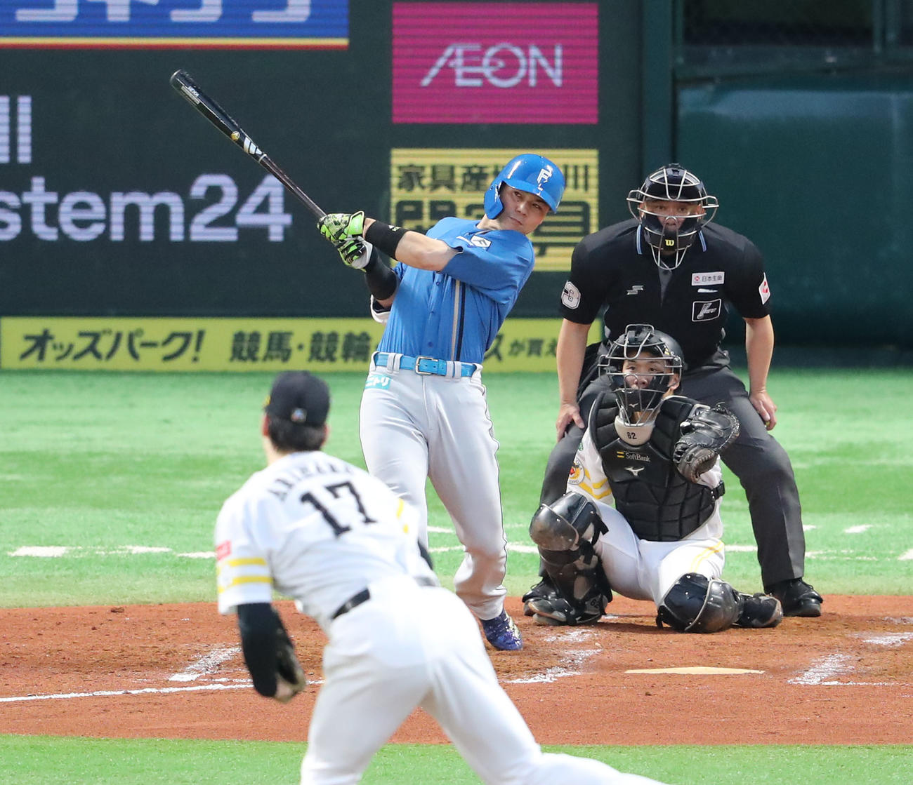 ソフトバンク対日本ハム　5回表日本ハム1死、清宮幸は右越えに先制本塁打を放つ（撮影・梅根麻紀）