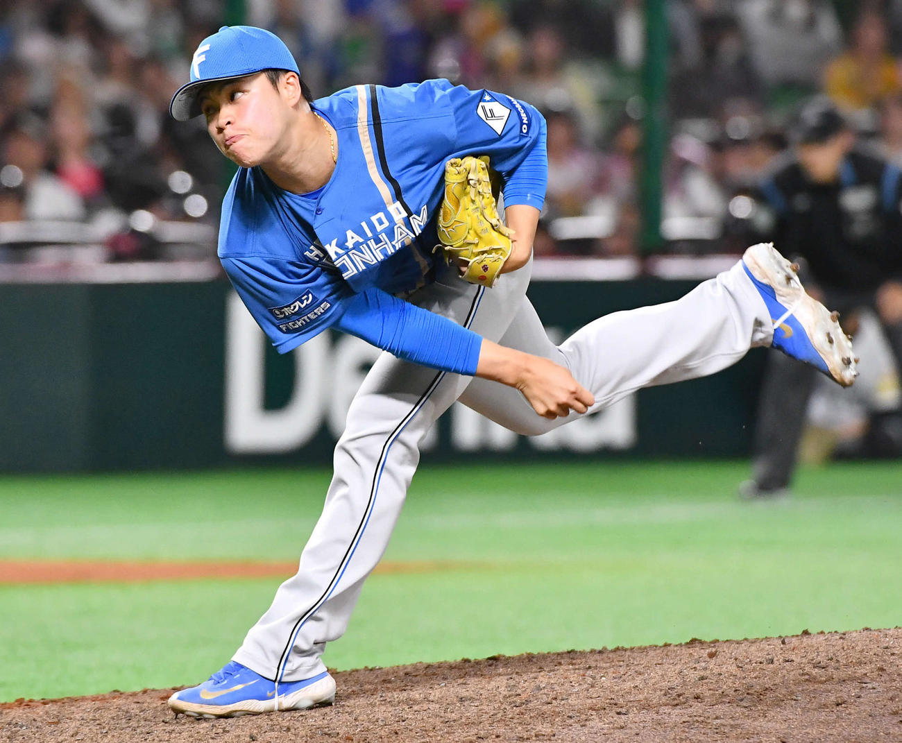 ソフトバンク対日本ハム　9回裏から登板した、日本ハム3番手の孫（撮影・岩下翔太）