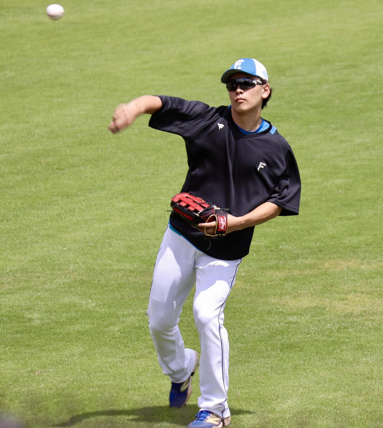 千葉・鎌ヶ谷で調整した日本ハム野村（撮影・黒須亮）