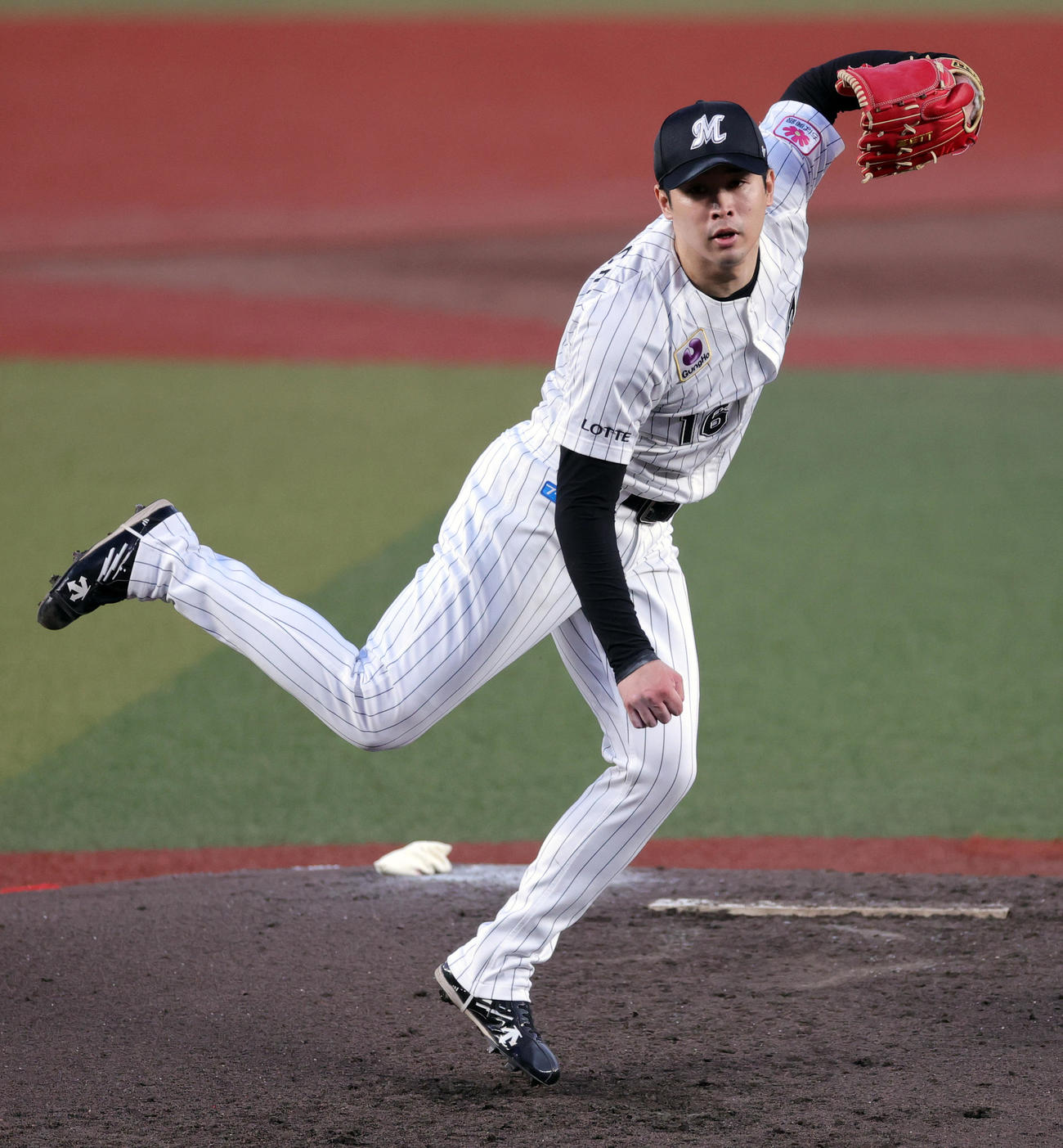 ロッテ対オリックス　ロッテ先発の種市（撮影・野上伸悟）