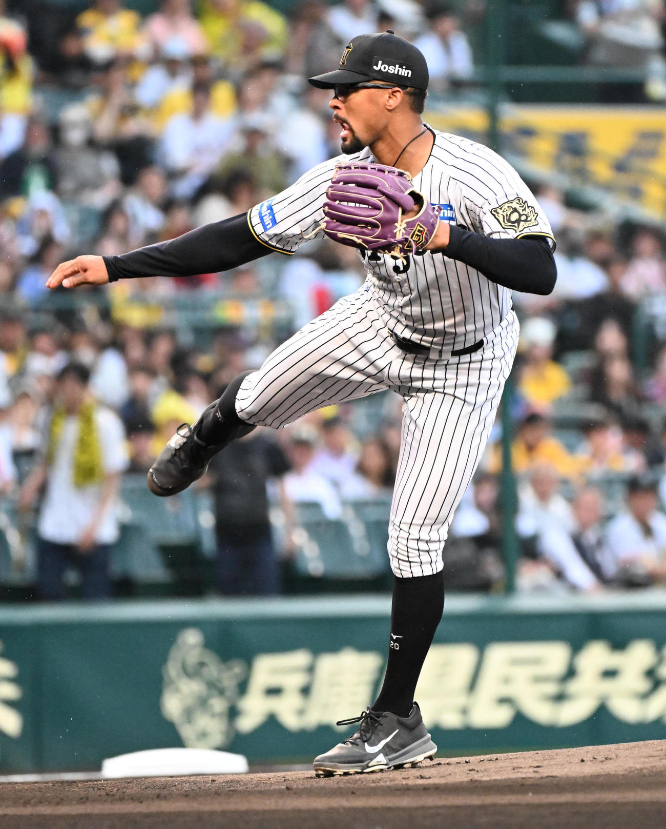 阪神対DeNA　阪神先発のデュプランティエ（撮影・石井愛子）