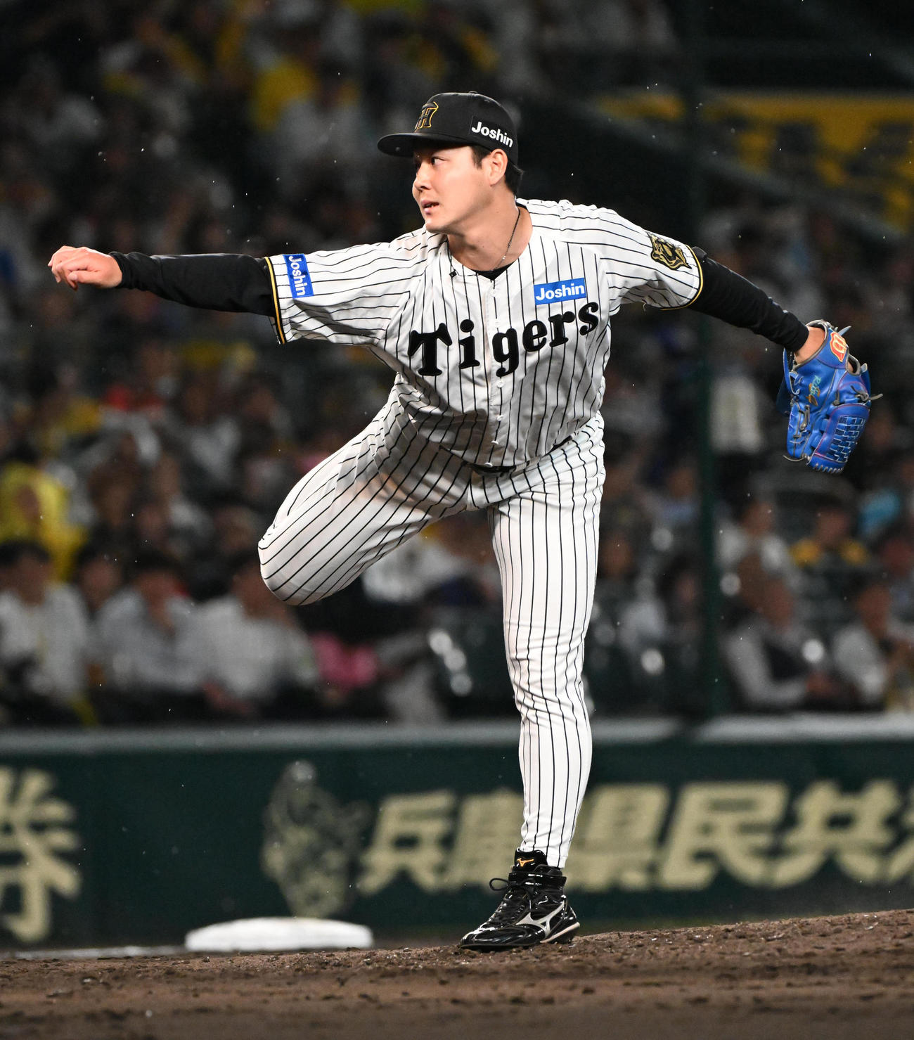 阪神対DeNA　阪神3番手の木下（撮影・石井愛子）