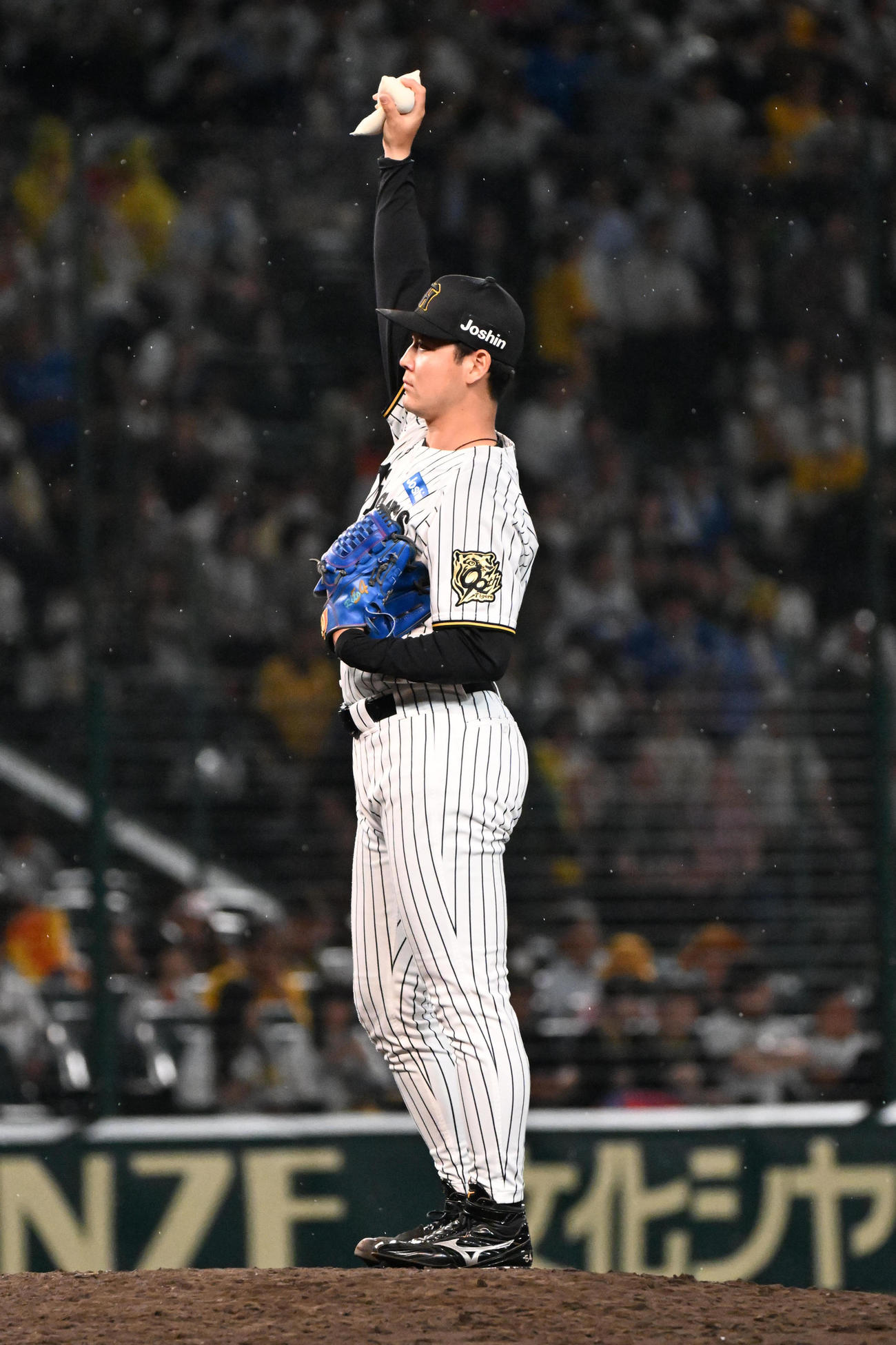 阪神対DeNA　阪神3番手の木下（撮影・石井愛子）