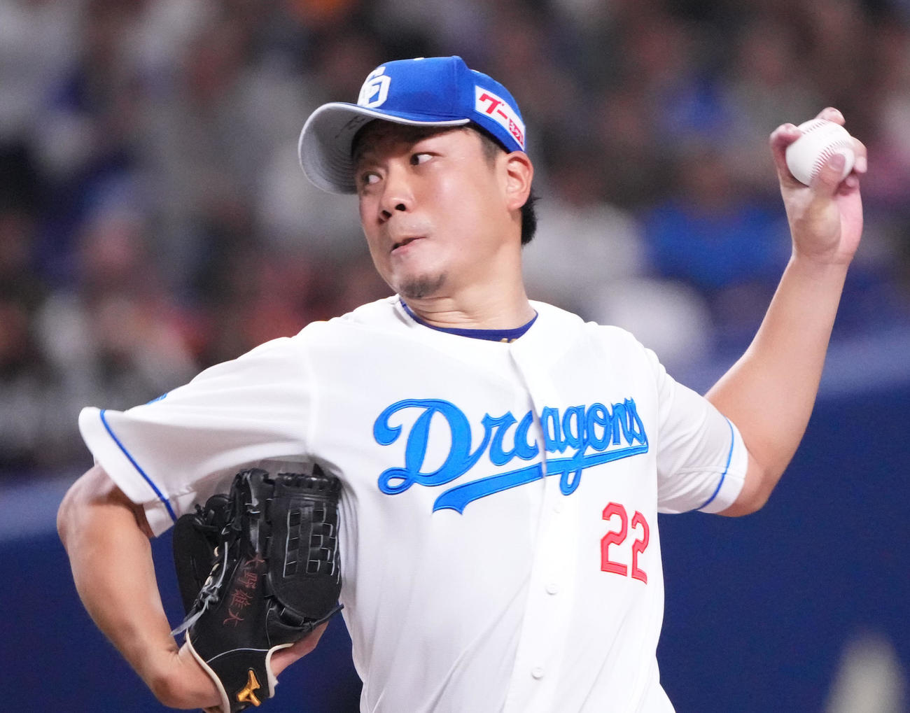中日対巨人　1回表、登板する中日先発の大野（撮影・森本幸一）