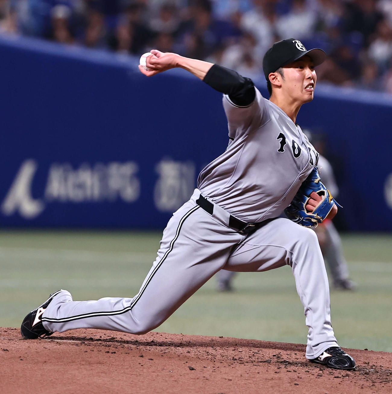 中日対巨人　巨人先発の赤星（撮影・上田博志）