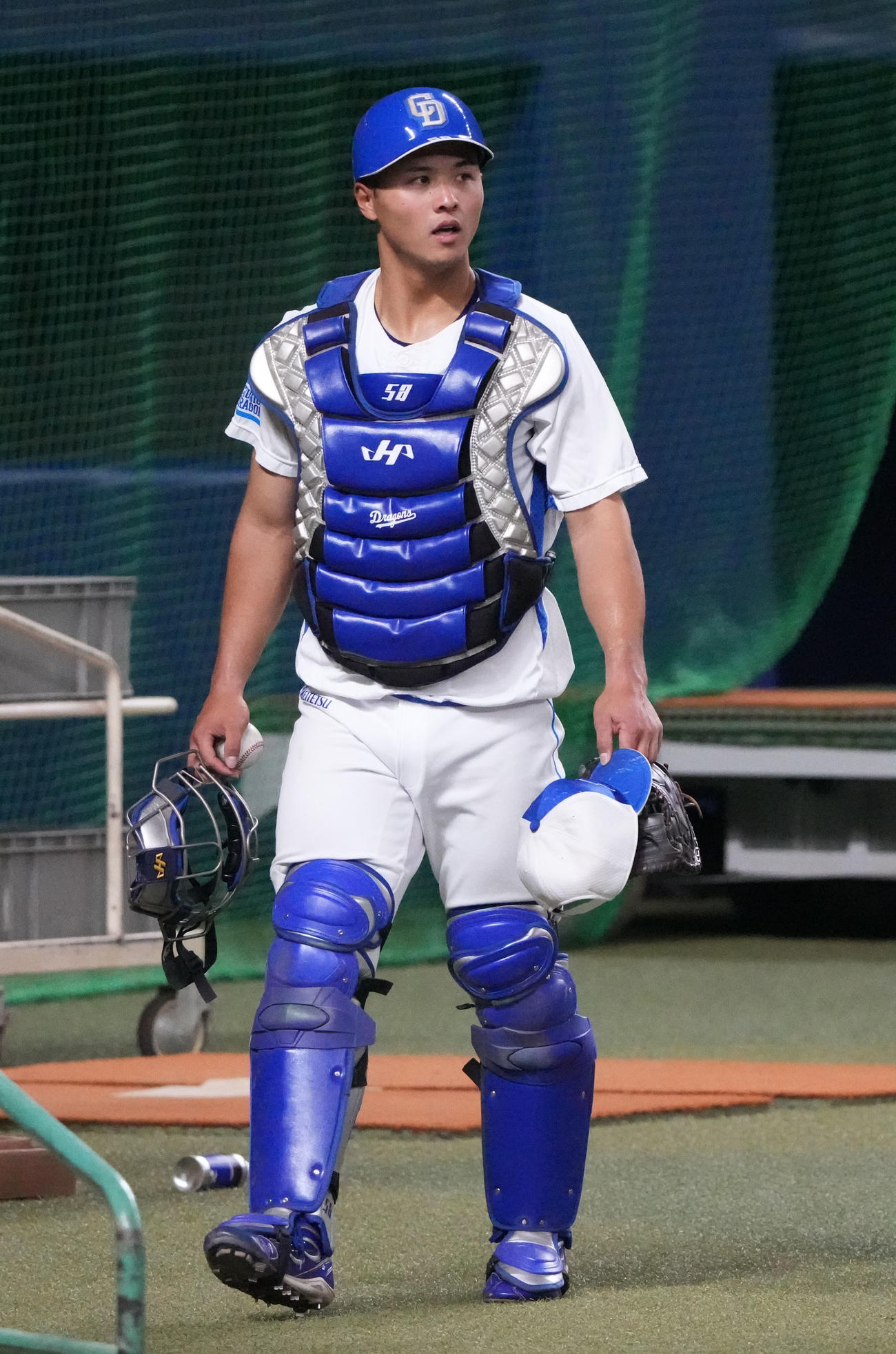 試合前、一軍に合流し練習する石橋（撮影・森本幸一）