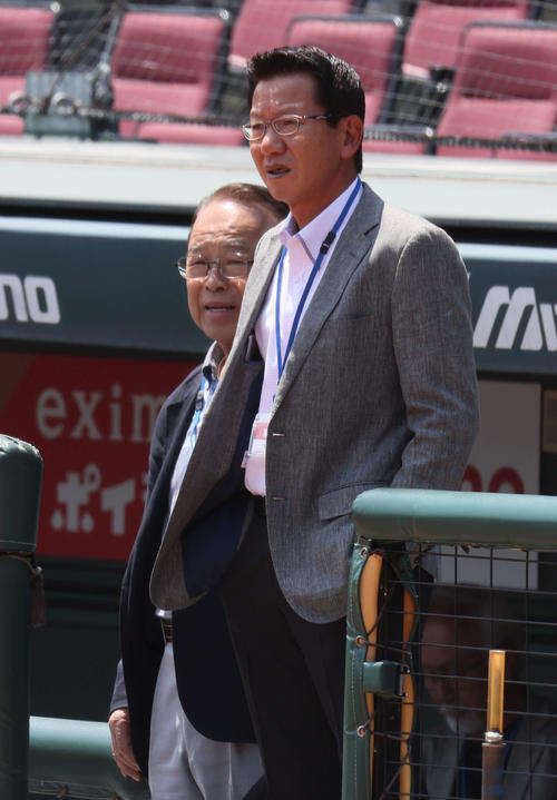 広島】カープのレジェンド7人がOB会「激励ツアー」に参加 後輩たちに