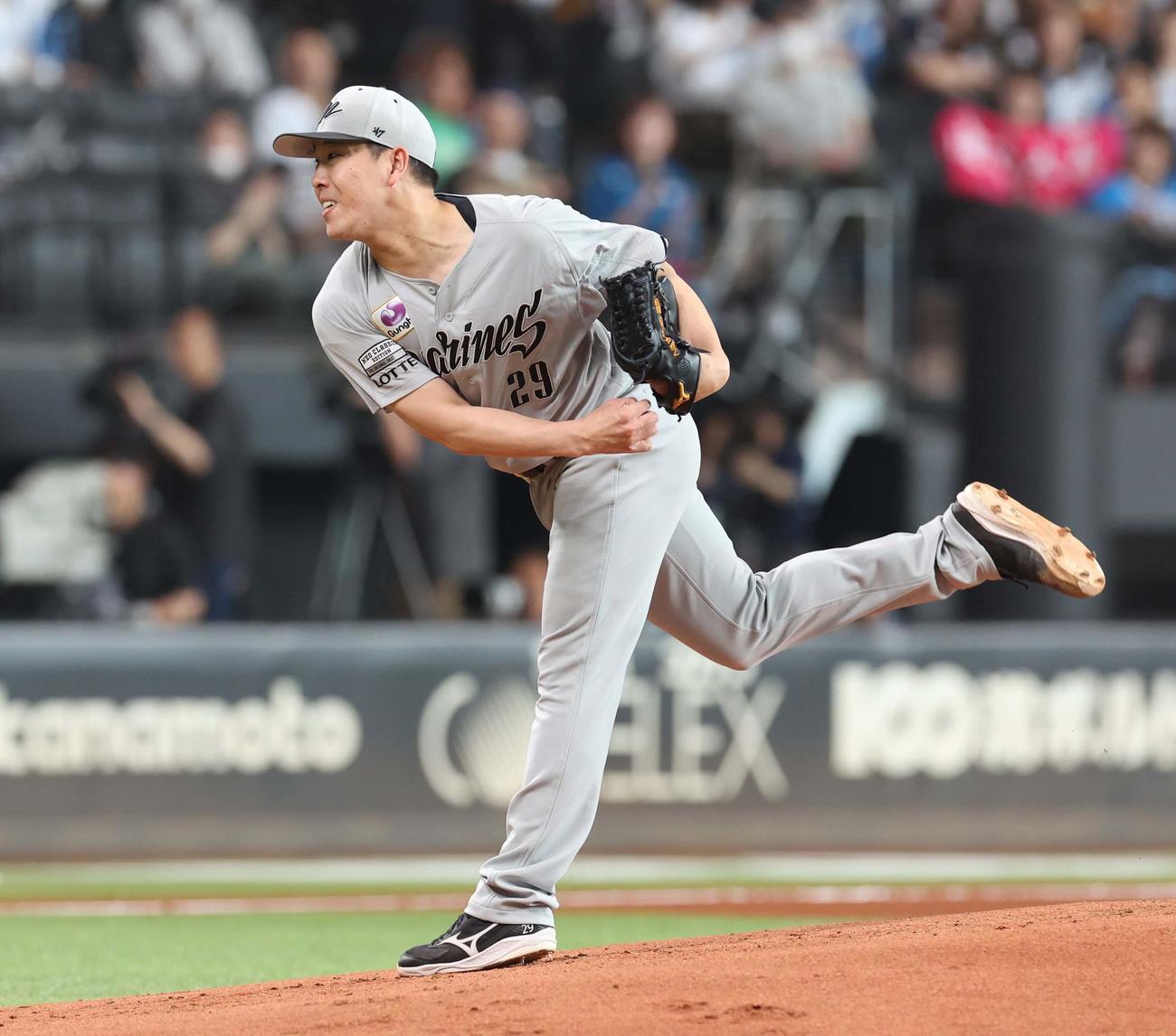 日本ハム対ロッテ　ロッテ先発の西野（撮影・黒川智章）