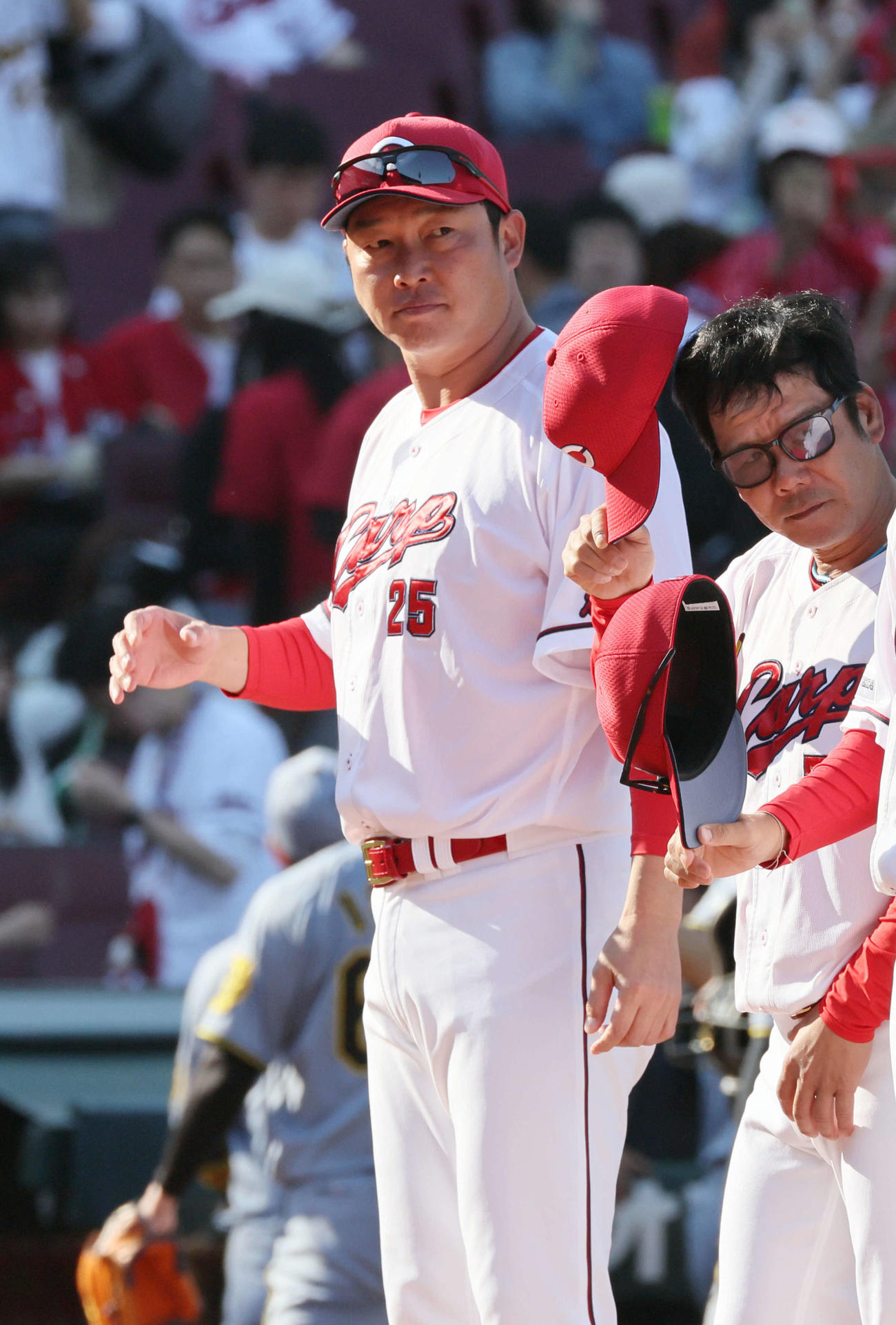 広島対阪神　阪神に連敗した新井監督（撮影・加藤孝規）