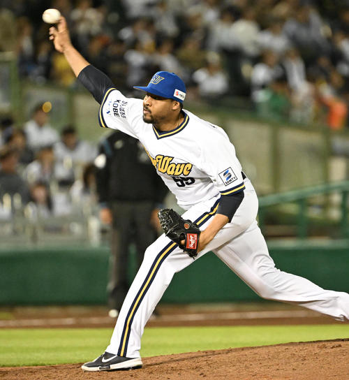 オリックス】初サヨナラ弾の野口智哉、お立ち台で青波ユニに笑顔「逆に