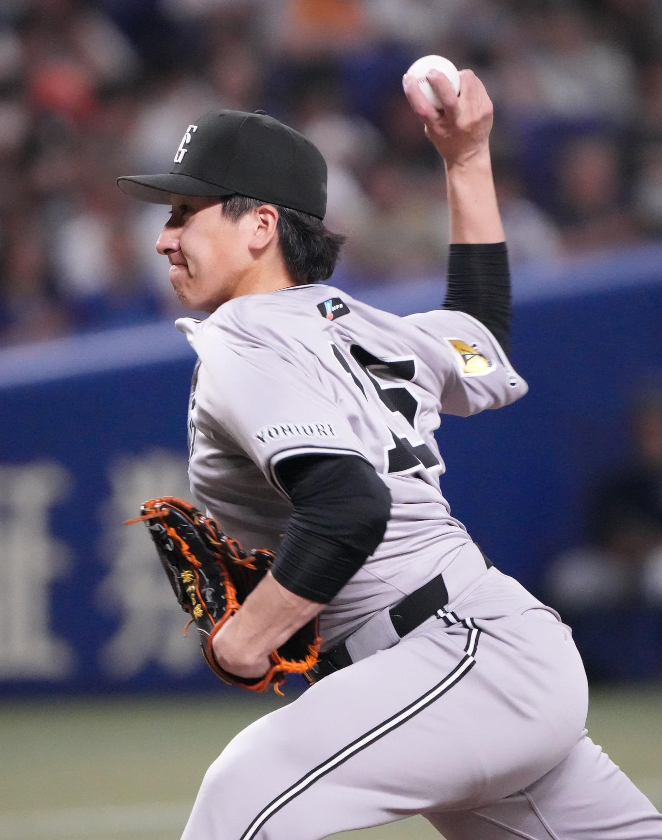 中日対巨人　8回裏、巨人4番手で登板する大勢（撮影・森本幸一）