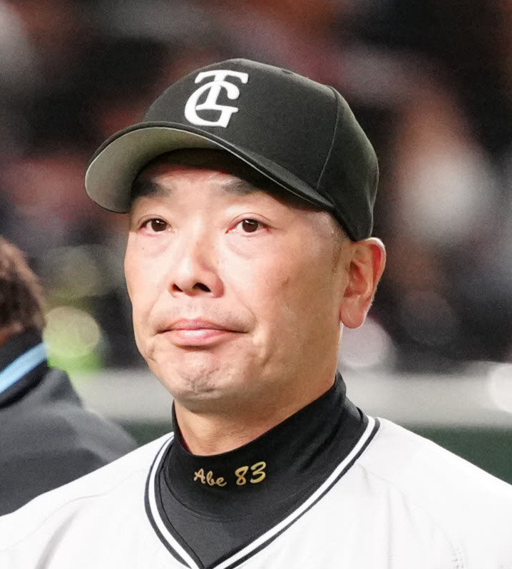 巨人阿部慎之助監督（2025年5月撮影）