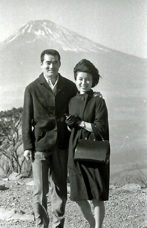婚約した西村亜希子さんと箱根に旅行に行った長嶋茂雄