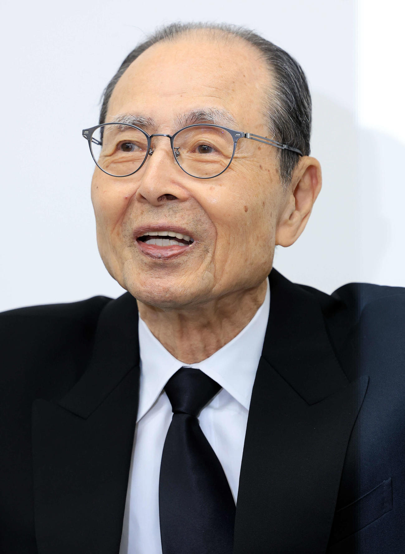 巨人長嶋茂雄終身名誉監督を悼み、笑みを浮かべて思い出を語るソフトバンク王球団会長（撮影・浅見桂子）