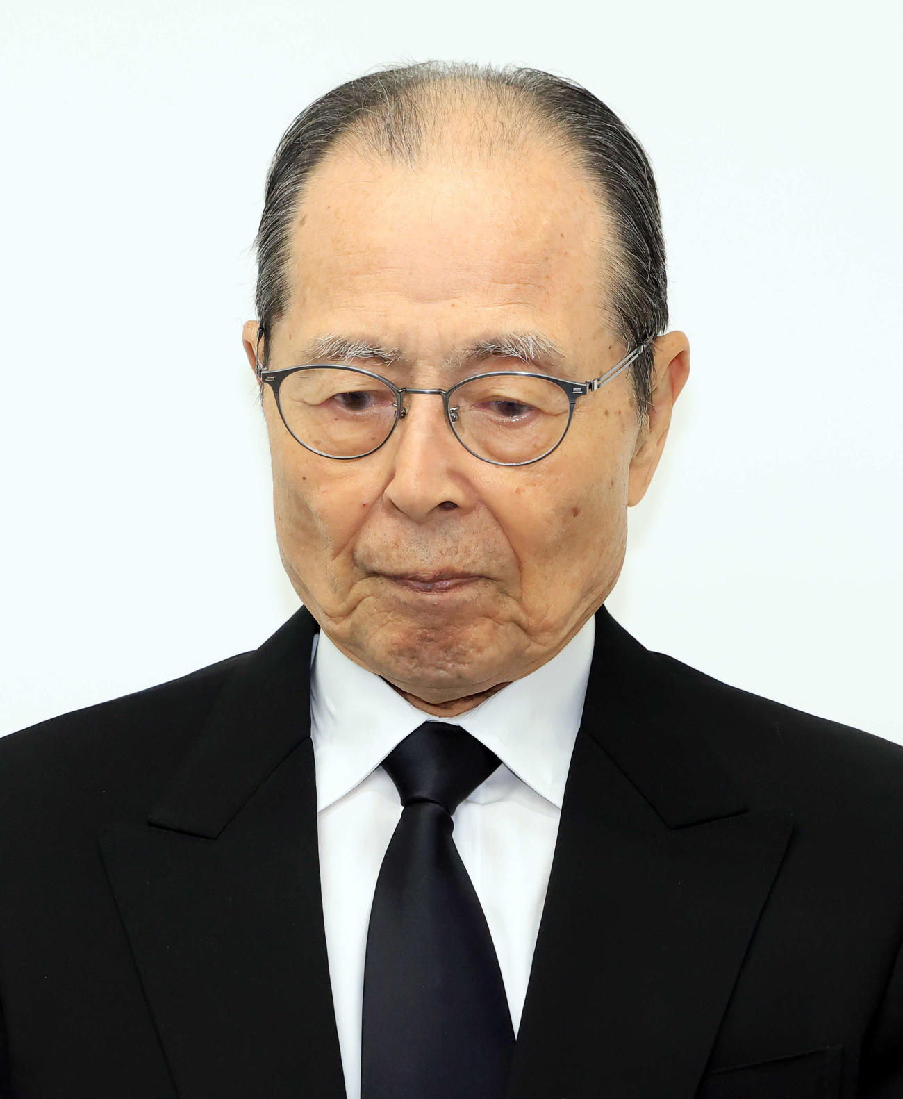 巨人長嶋茂雄終身名誉監督を悼み、しんみりとした表情を見せるソフトバンク王球団会長（撮影・浅見桂子）