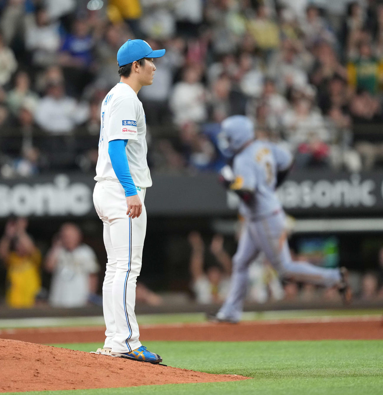 日本ハム対阪神　6回表阪神無死、大山に本塁打を浴びた玉井（撮影・井上学）