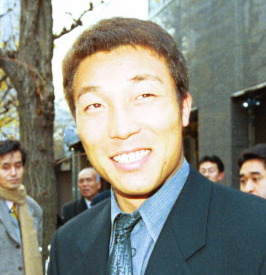 清水隆行（2000年12月撮影）
