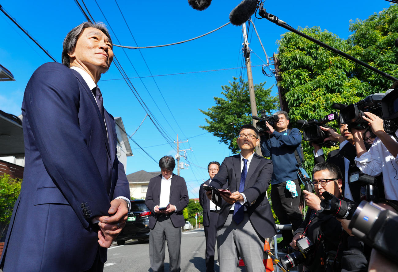 帰国し弔問に訪れた松井氏は長嶋さんとの思い出を話す（撮影・菅敏）
