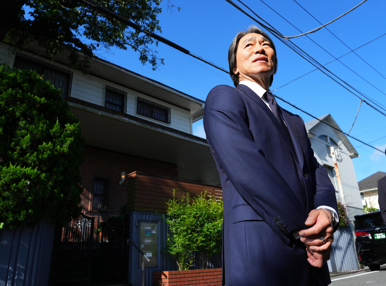 帰国し弔問に訪れた松井氏は、長嶋さんとの思い出を話す（写真は一部加工）（撮影・菅敏）