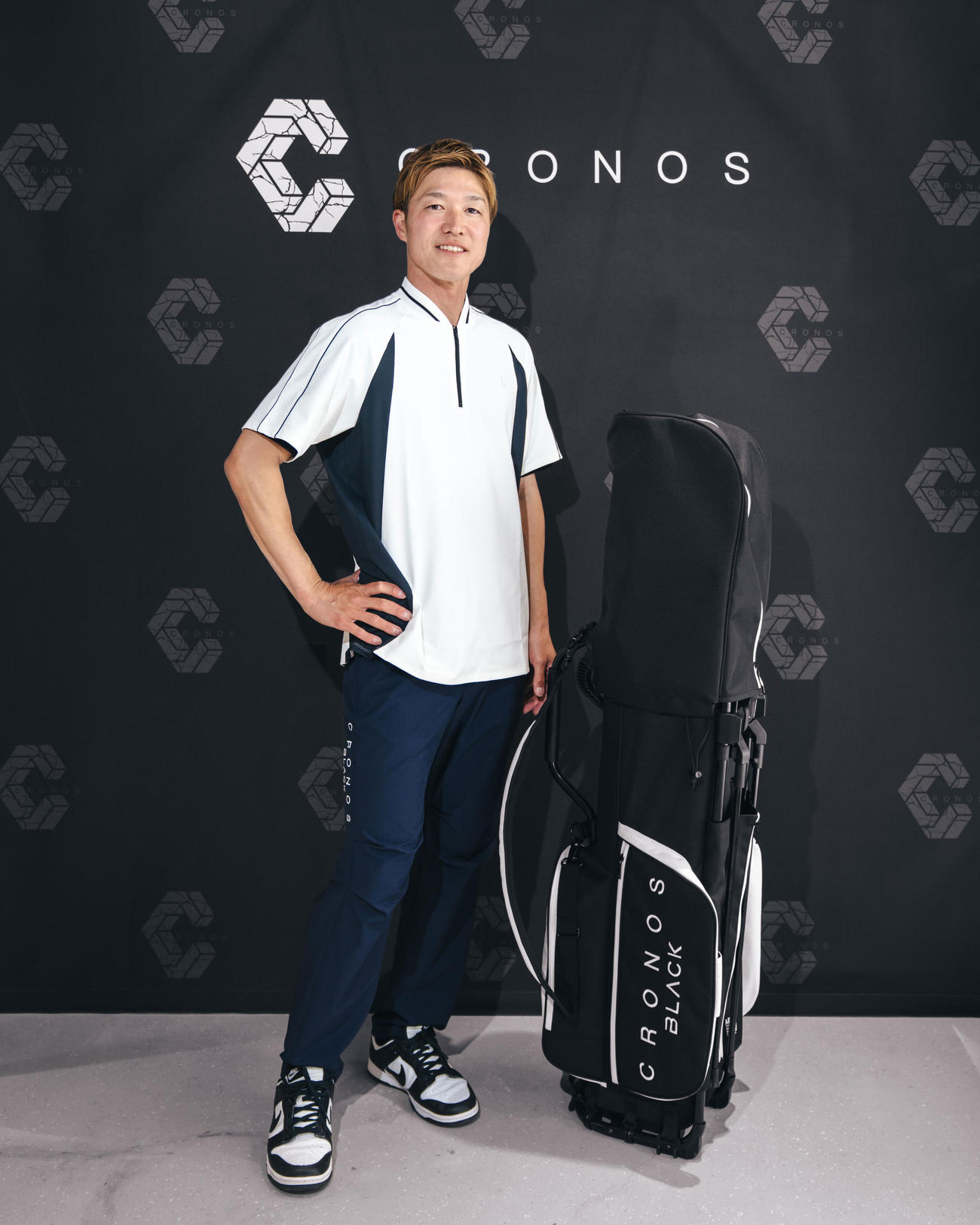 CRONOSオープニングイベントに来場した奥山ゆうし（CRONOS提供写真）
