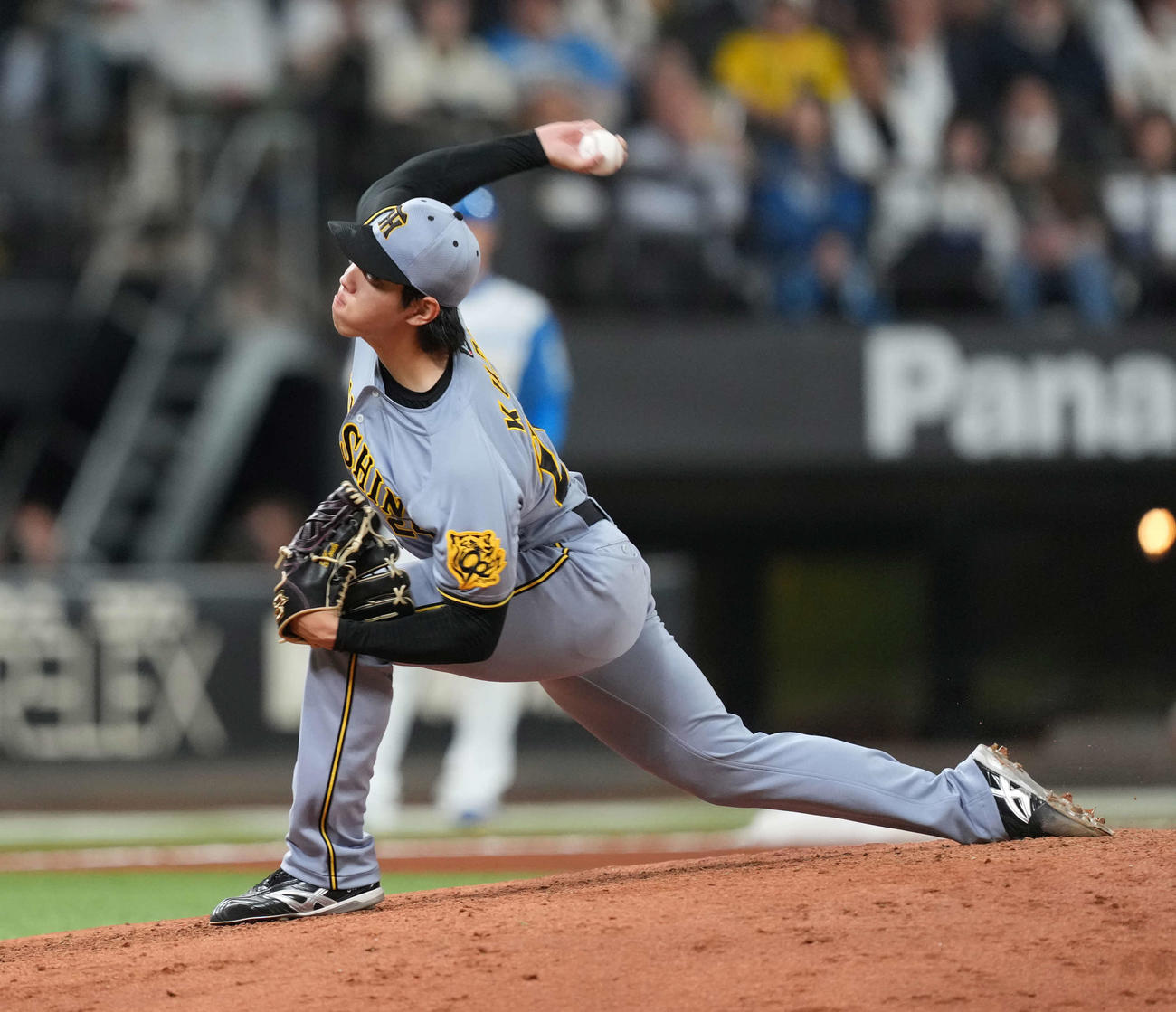 日本ハム対阪神　力投する阪神工藤（撮影・井上学）