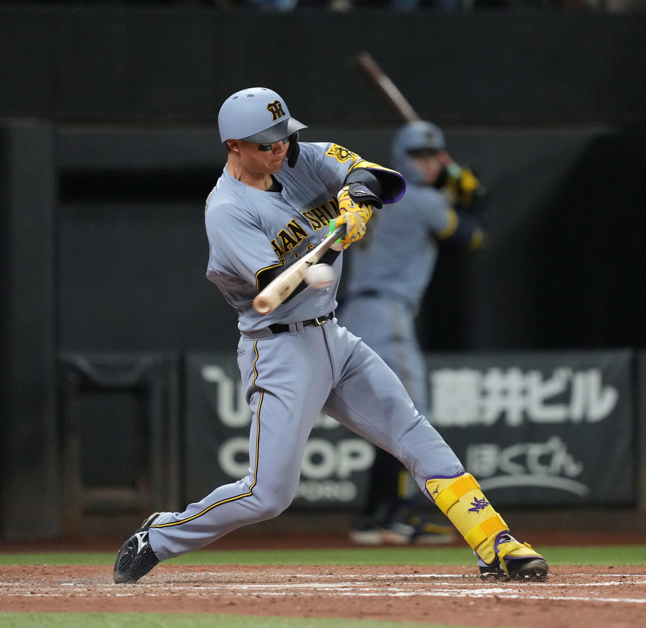 日本ハム対阪神　5回表阪神1死二、三塁、適時打を放つ森（撮影・井上学）