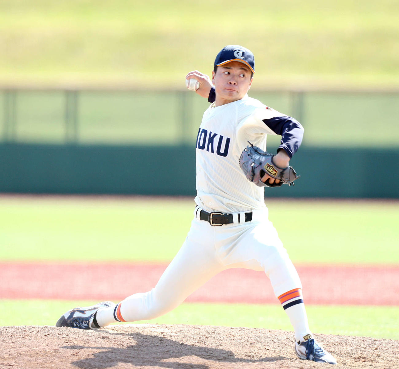 5月3日東北大戦、先発した東北福祉大・桜井頼（撮影・木村有優）