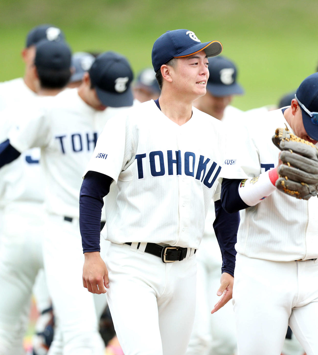 5月25日仙台大戦、優勝に目を赤くする東北福祉大・桜井頼（撮影・木村有優）