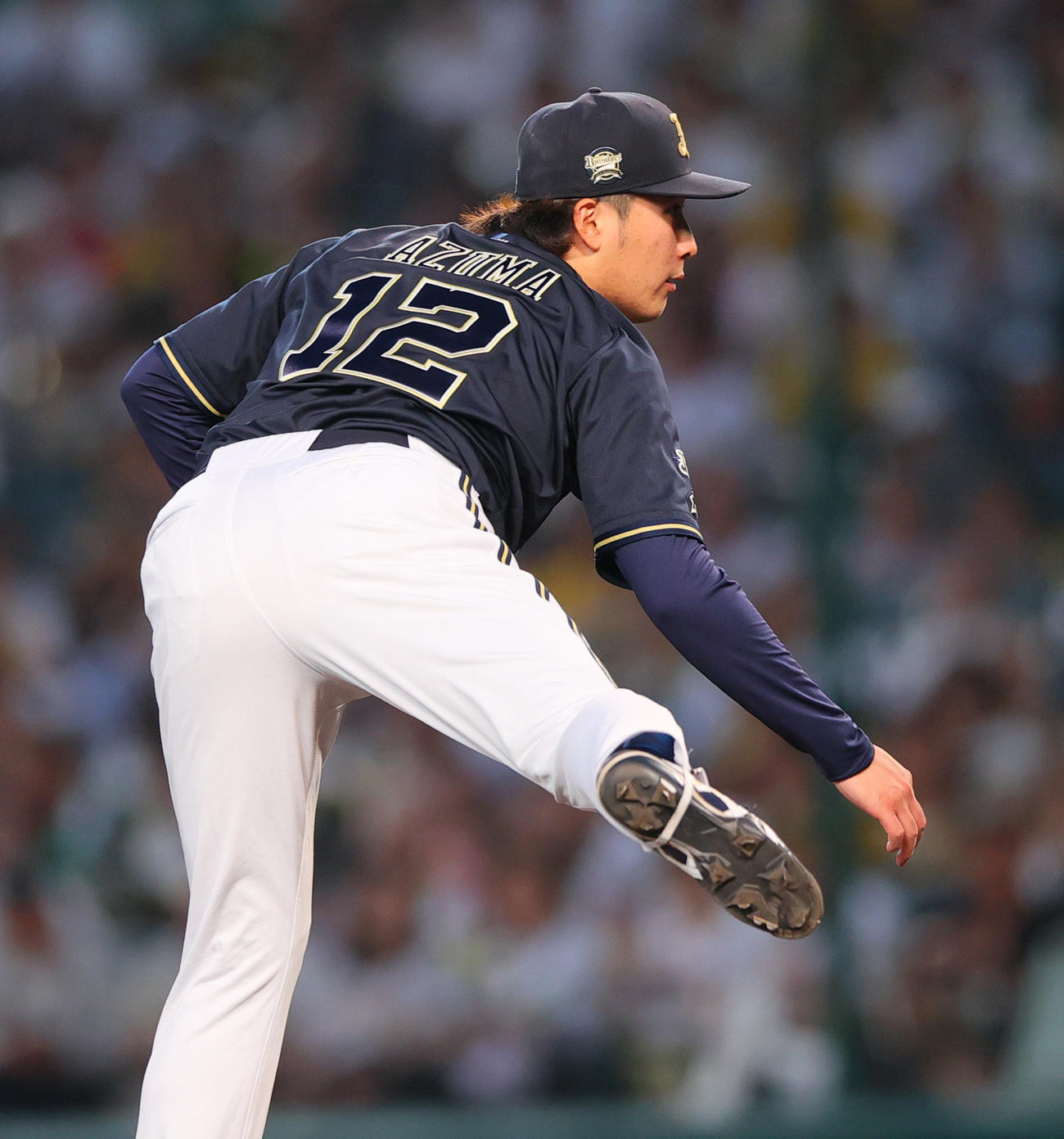 阪神対オリックス　5回裏、力投するオリックス先発の東（撮影・上山淳一）