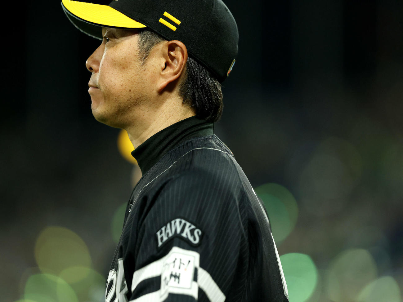 ヤクルト対ソフトバンク　ヤクルトに敗れ引き揚げるソフトバンク小久保監督（撮影・河田真司）