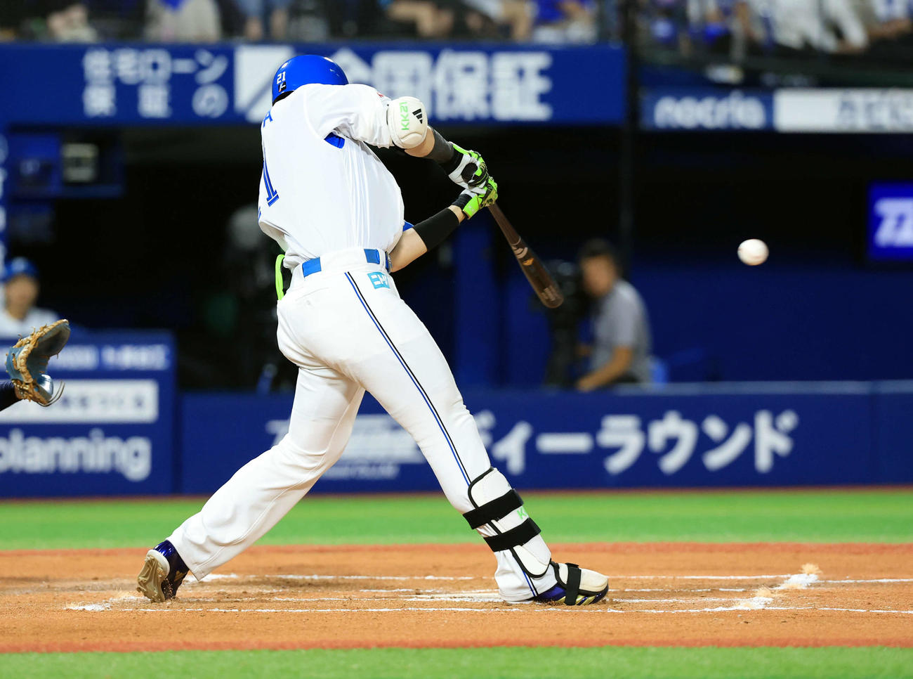 DeNA対日本ハム　6回表日本ハム無死一、三塁、清宮幸は左適時打を放つ（撮影・浅見桂子）