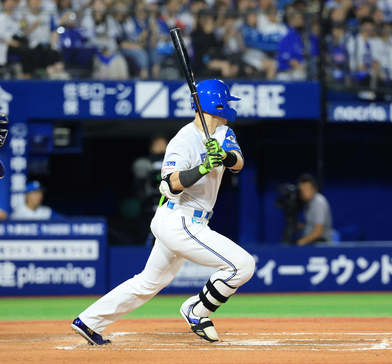DeNA対日本ハム　6回表日本ハム無死一、三塁、清宮幸は左適時打を放つ（撮影・浅見桂子）