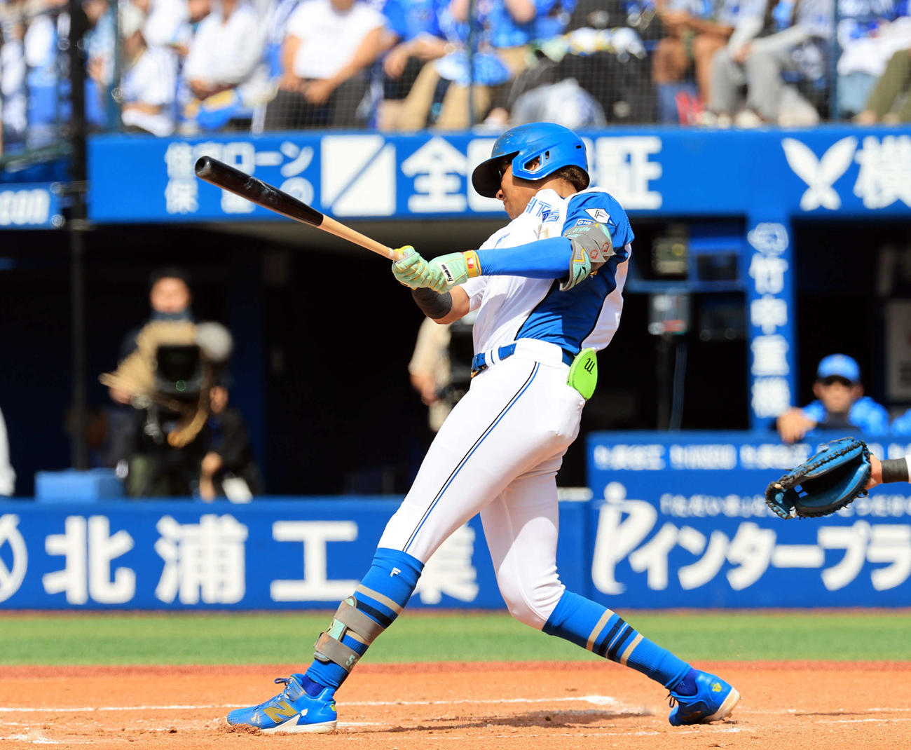 DeNA対日本ハム　2回表日本ハム2死二塁、水谷は右適時打を放つ（撮影・浅見桂子）