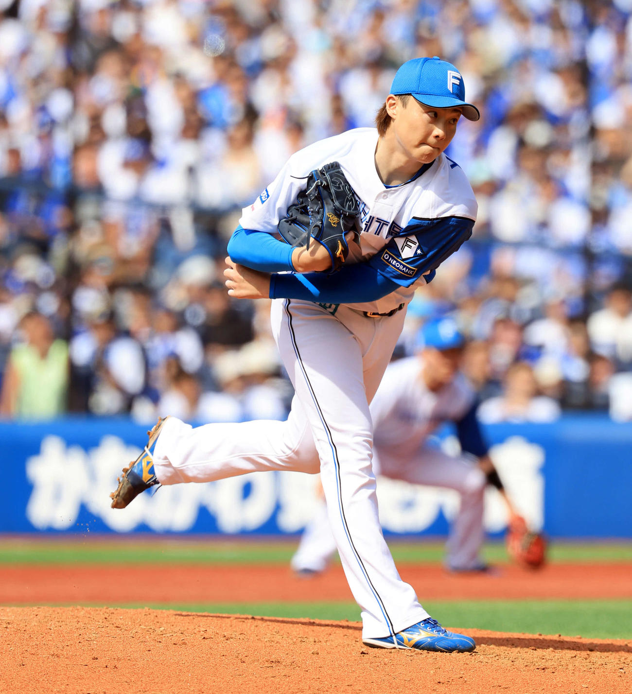 DeNA対日本ハム　力投する日本ハム先発の山崎（撮影・浅見桂子）