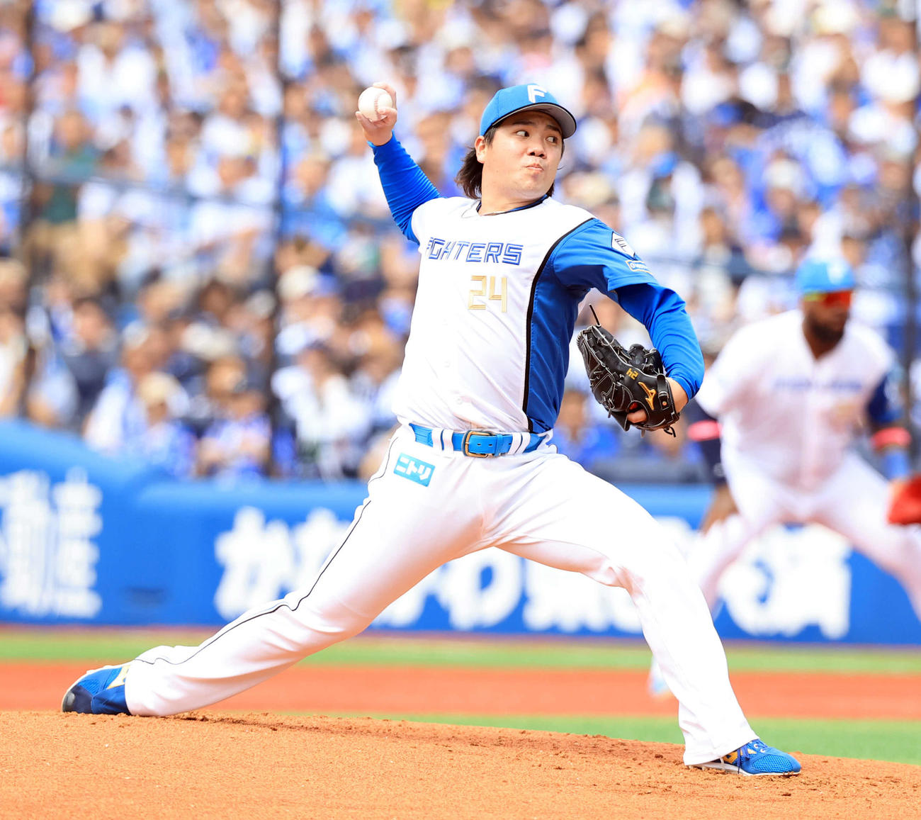 DeNA対日本ハム　力投する日本ハム先発の金村（撮影・浅見桂子）
