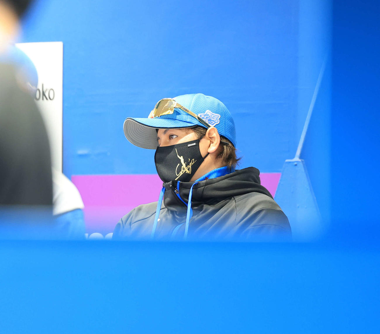 DeNA対日本ハム　9回裏DeNAに追いつかれ、厳しい表情の新庄監督（撮影・浅見桂子）