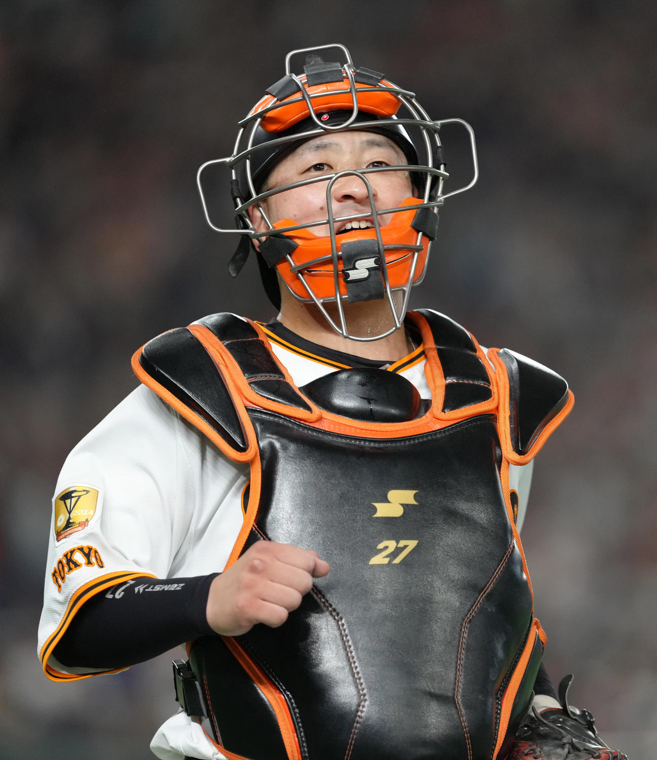 巨人対楽天　全打点の活躍を見せ、笑顔を見せる巨人岸田（撮影・足立雅史）