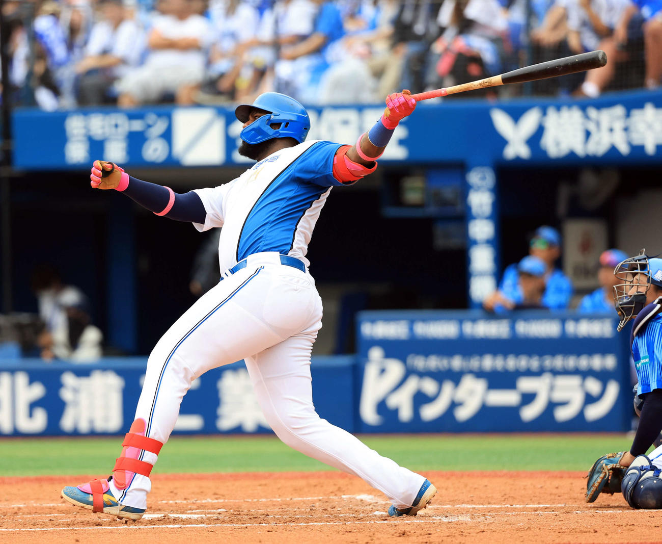 DeNA対日本ハム　5回表日本ハム1死、レイエスはソロ本塁打を放つ（撮影・浅見桂子）