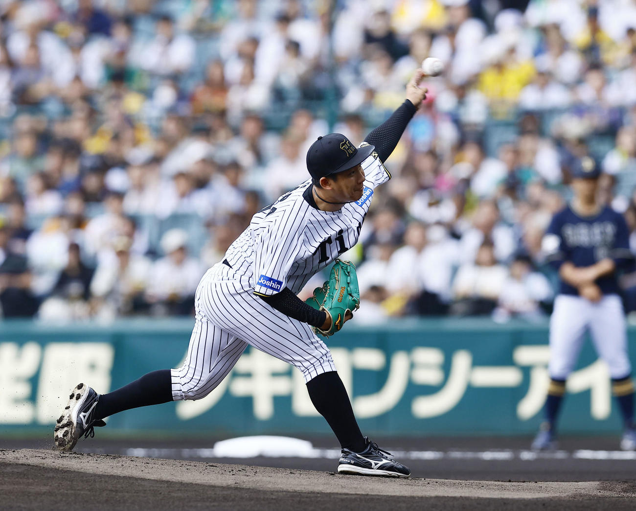 阪神対オリックス　阪神先発の伊原（撮影・藤尾明華）
