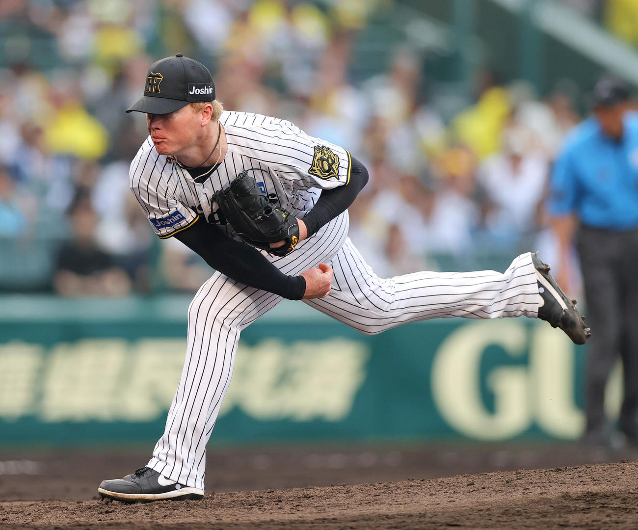 阪神対オリックス　7回表に登板するネルソン（撮影・上山淳一）