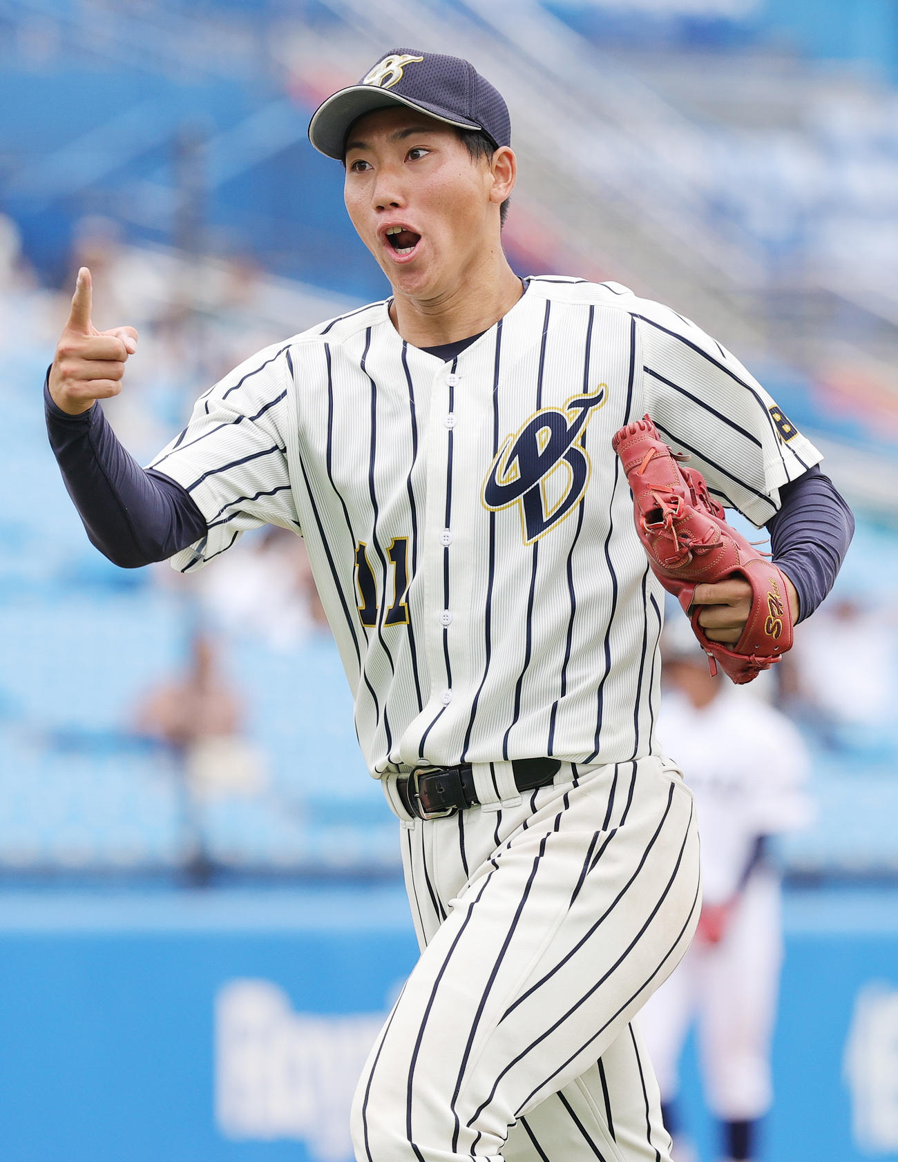 北海学園大対上武大　7回表のピンチをしのぎガッツポーズで喜ぶ上武大・高山（撮影・野上伸悟）