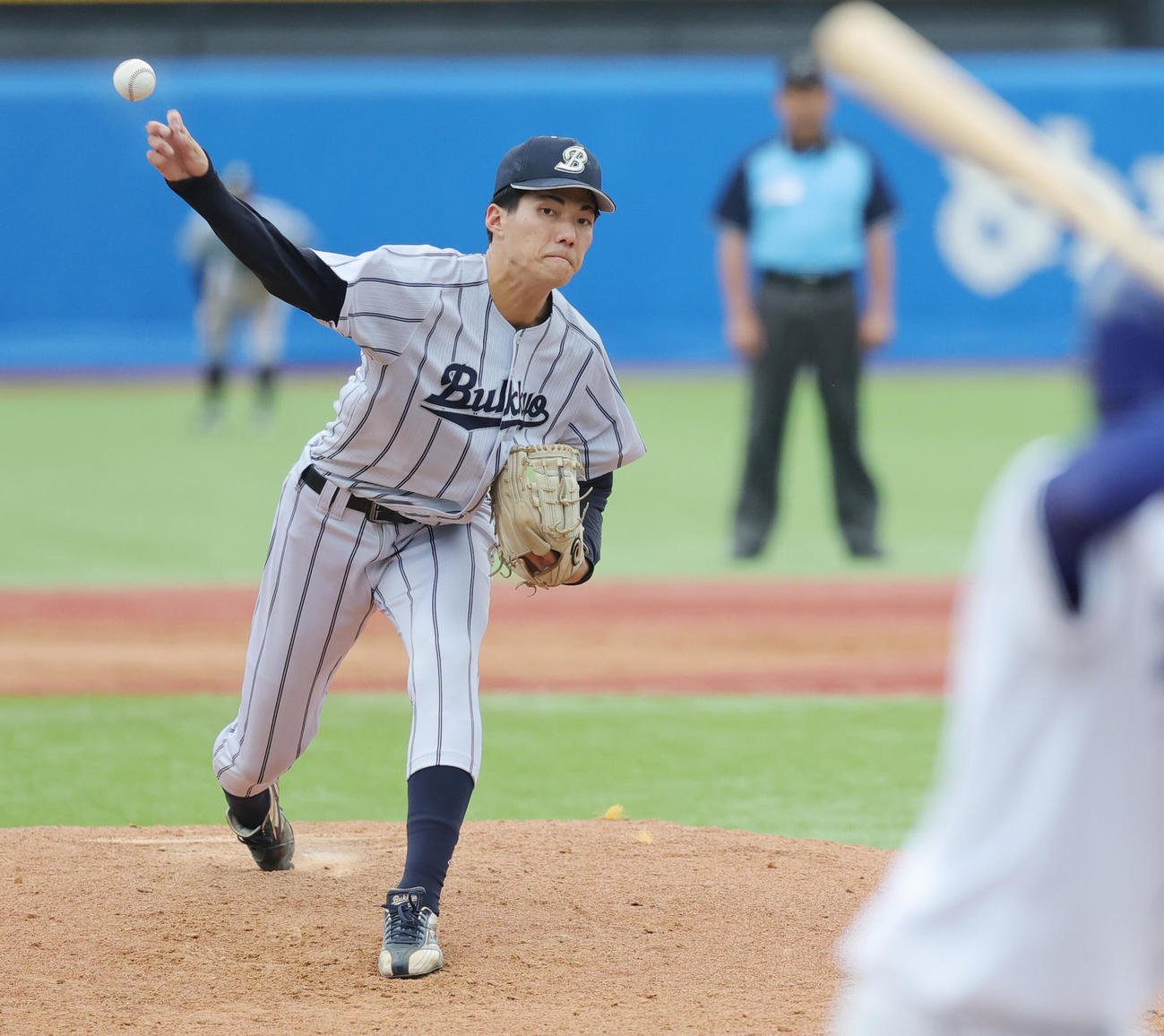 佛教大対東京農大北海道オホーツク　佛教大先発の赤木（撮影・野上伸悟）
