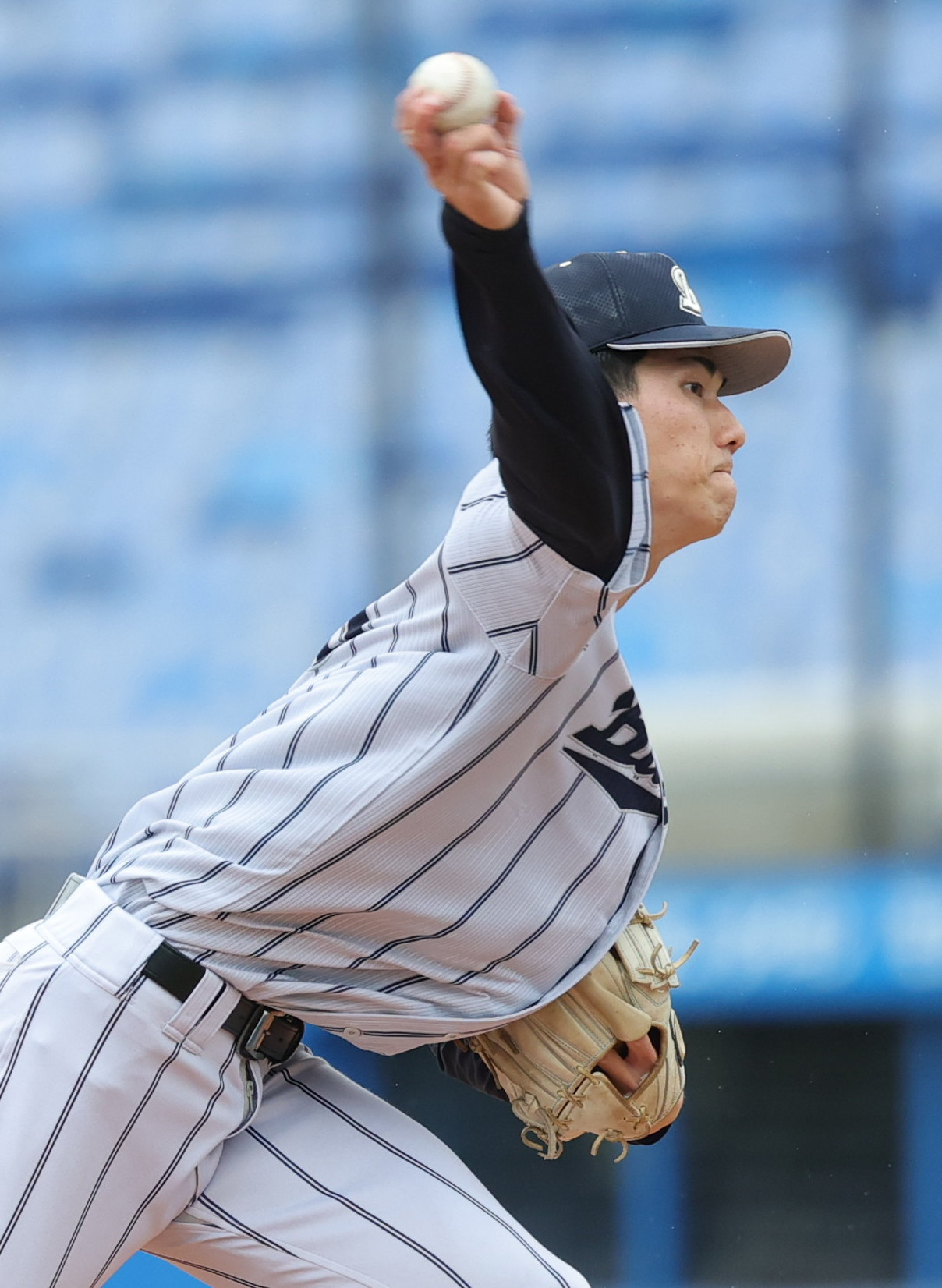 佛教大対東京農大北海道オホーツク　佛教大先発の赤木（撮影・野上伸悟）