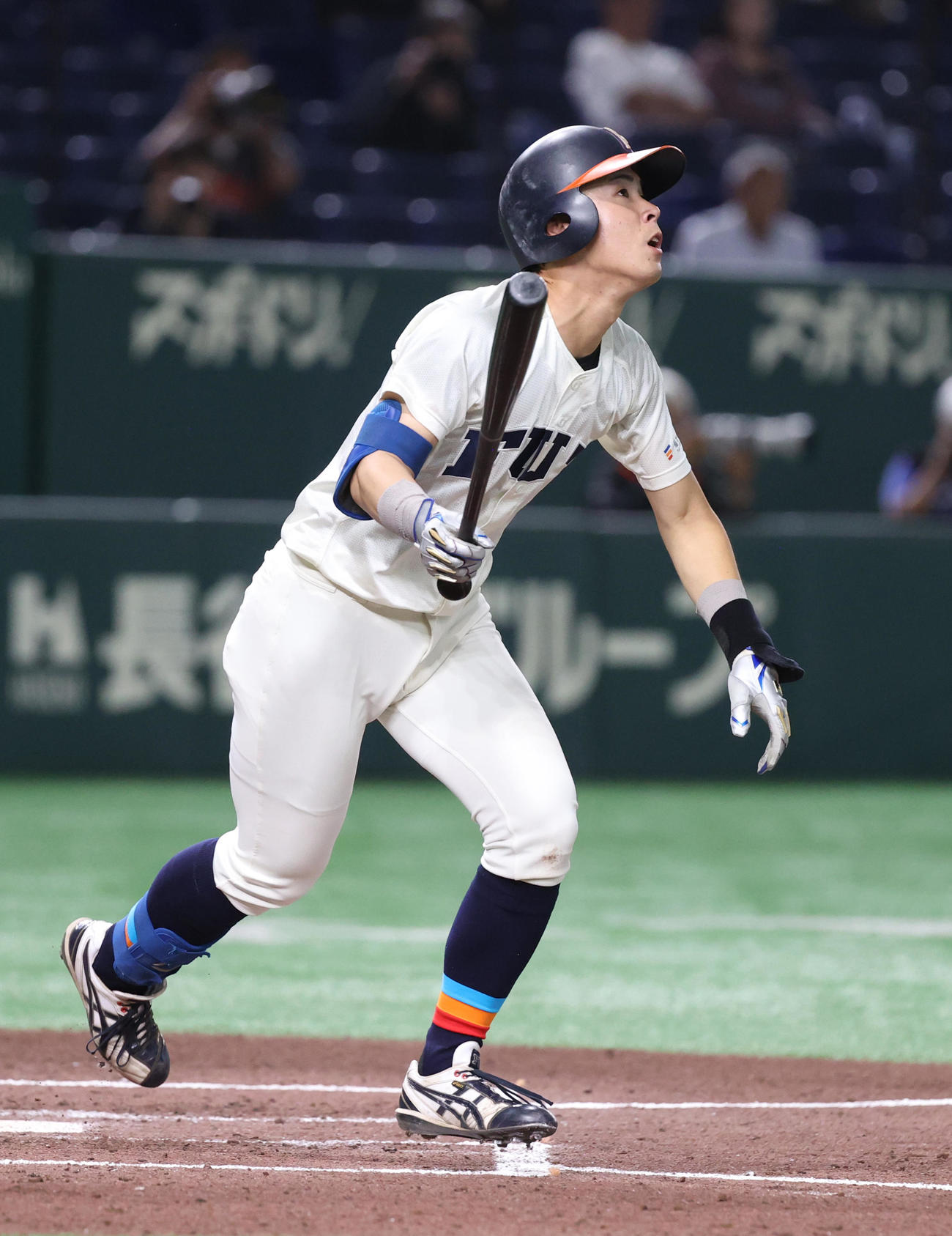 福井工大対大産大　2回表福井工大1死一、二塁、野口は右越えに本塁打を放つ（撮影・柴田隆二）