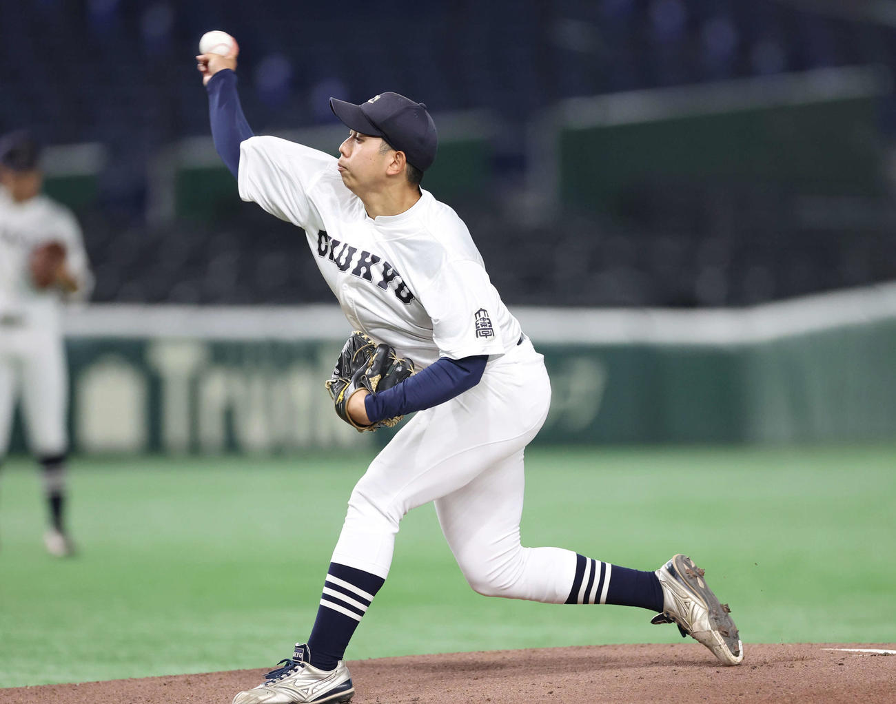 近大対中京大　先発し力投する中京大・大矢（撮影・増田悦実）