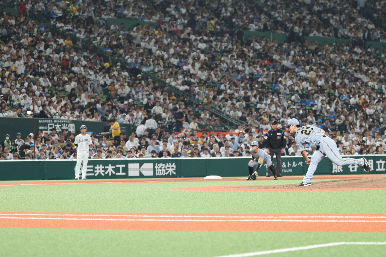 西武対阪神　阪神先発の伊藤将（撮影・宮地輝）