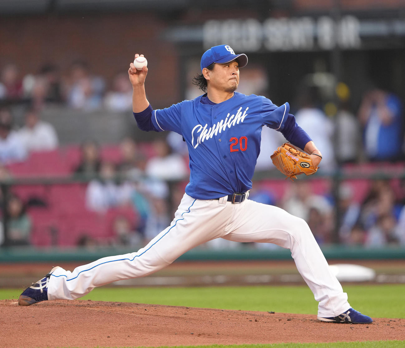 楽天対中日　中日先発の涌井（撮影・足立雅史）